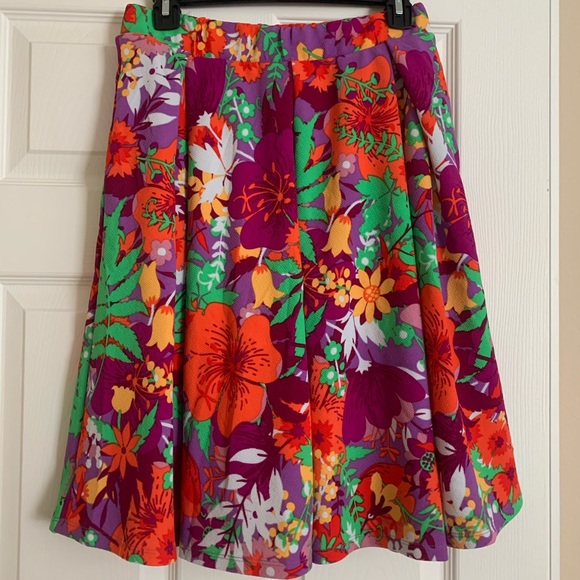 EUC Lularoe Madison skirt (small) - Picture 1 of 5